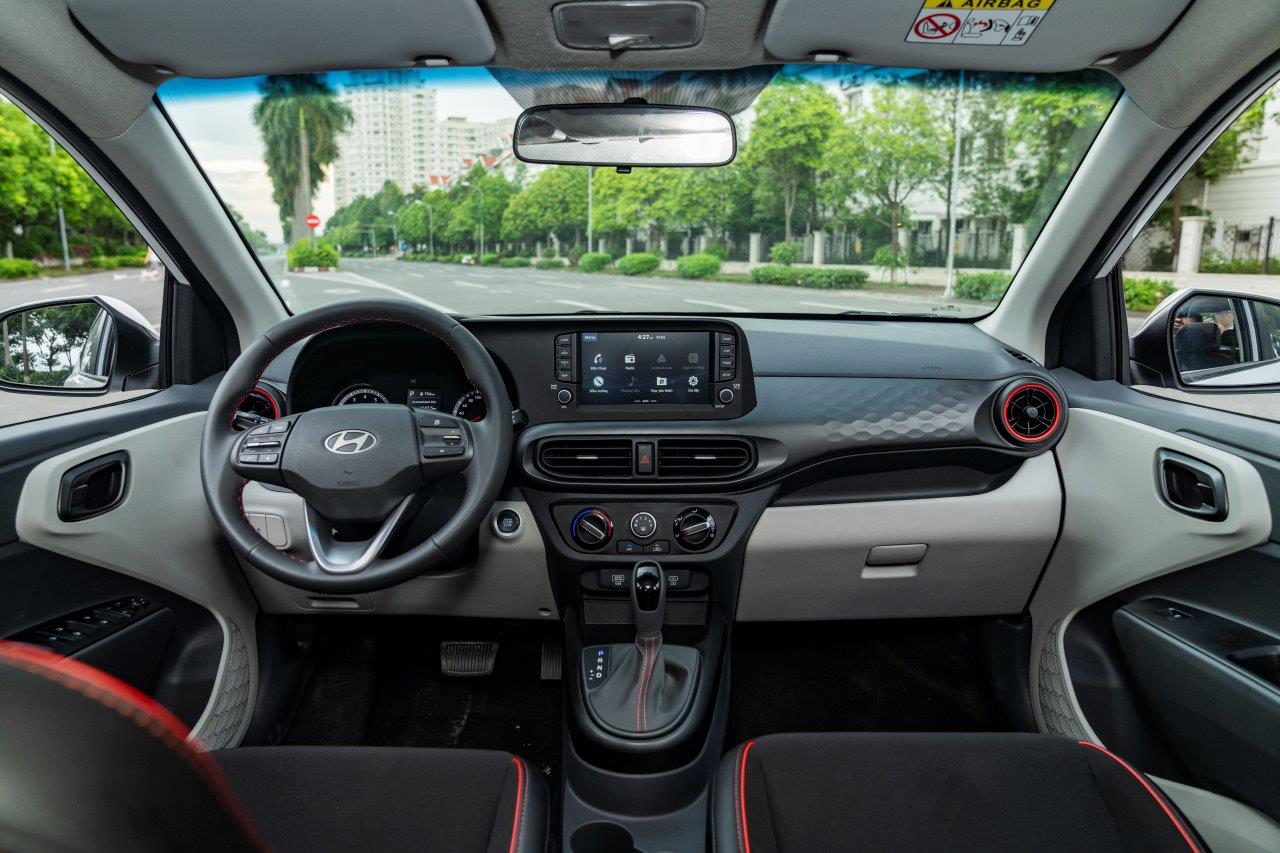 Nội thất Hyundai Grand i10 Sedan