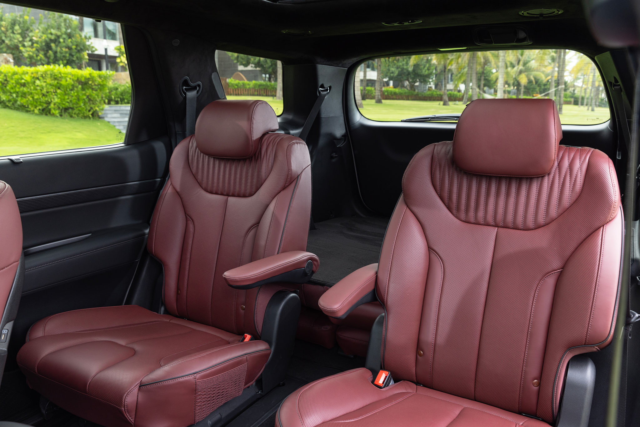 Top Xe SUV 2025 Đẹp Nhất: Đánh Giá Hiệu Suất và Công Nghệ Mới 9 Nội thất Hyundai Palisade