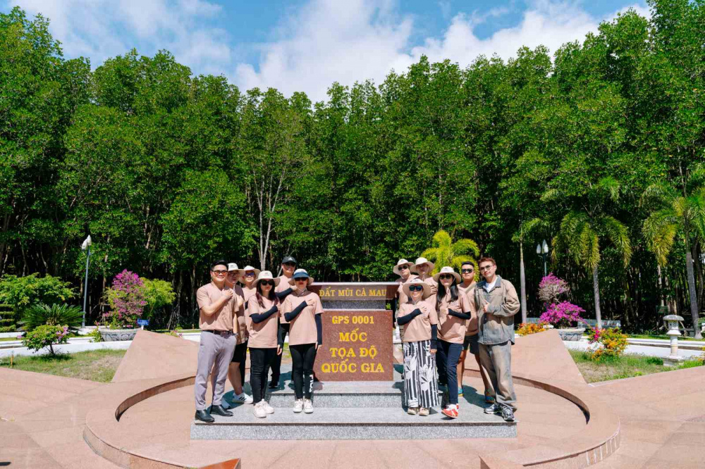 Santa Fe Việt Nam Roadtrip 2025: Đi, để “khai mở” cảm xúc 11 Cột mốc GPS 0001 Cực Nam của Tổ Quốc