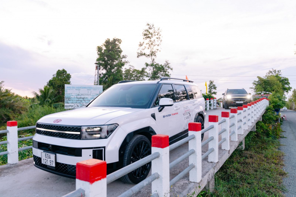 Santa Fe Việt Nam Roadtrip 2025: Đi, để “khai mở” cảm xúc 7 Trên cung đường miền Tây Nam Bộ, điểm mà ai cũng phải nhắc tới chính là hệ thống treo trên Santa Fe mới