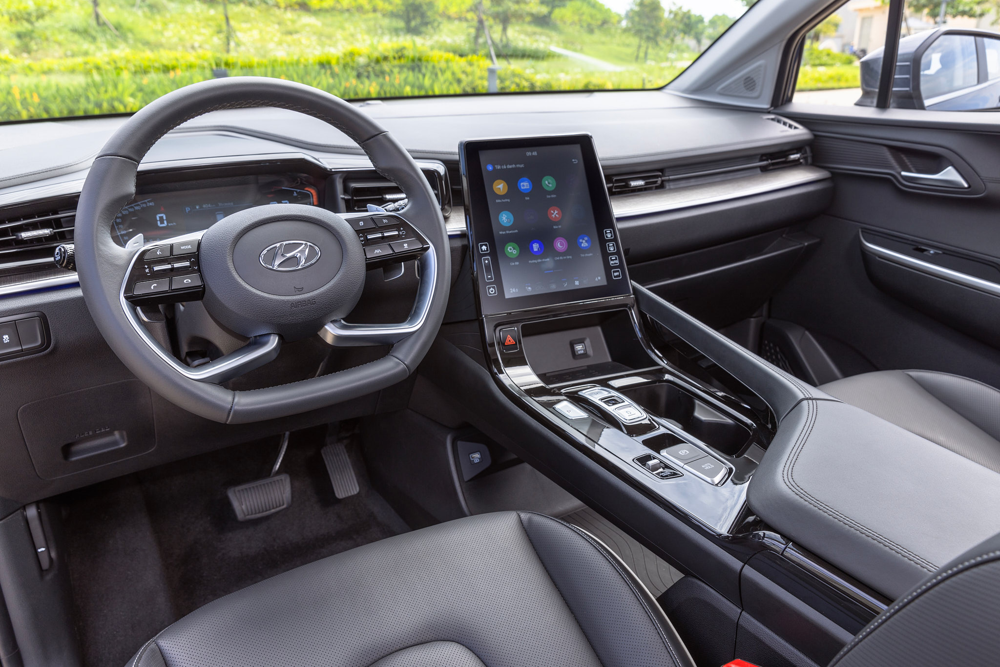 Nội thất Hyundai Custin