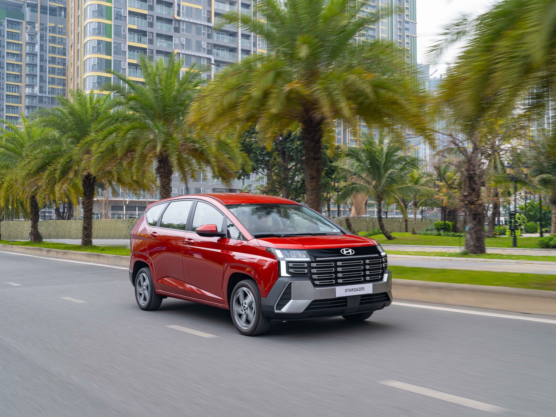 Hyundai NEW Stargazer 20
