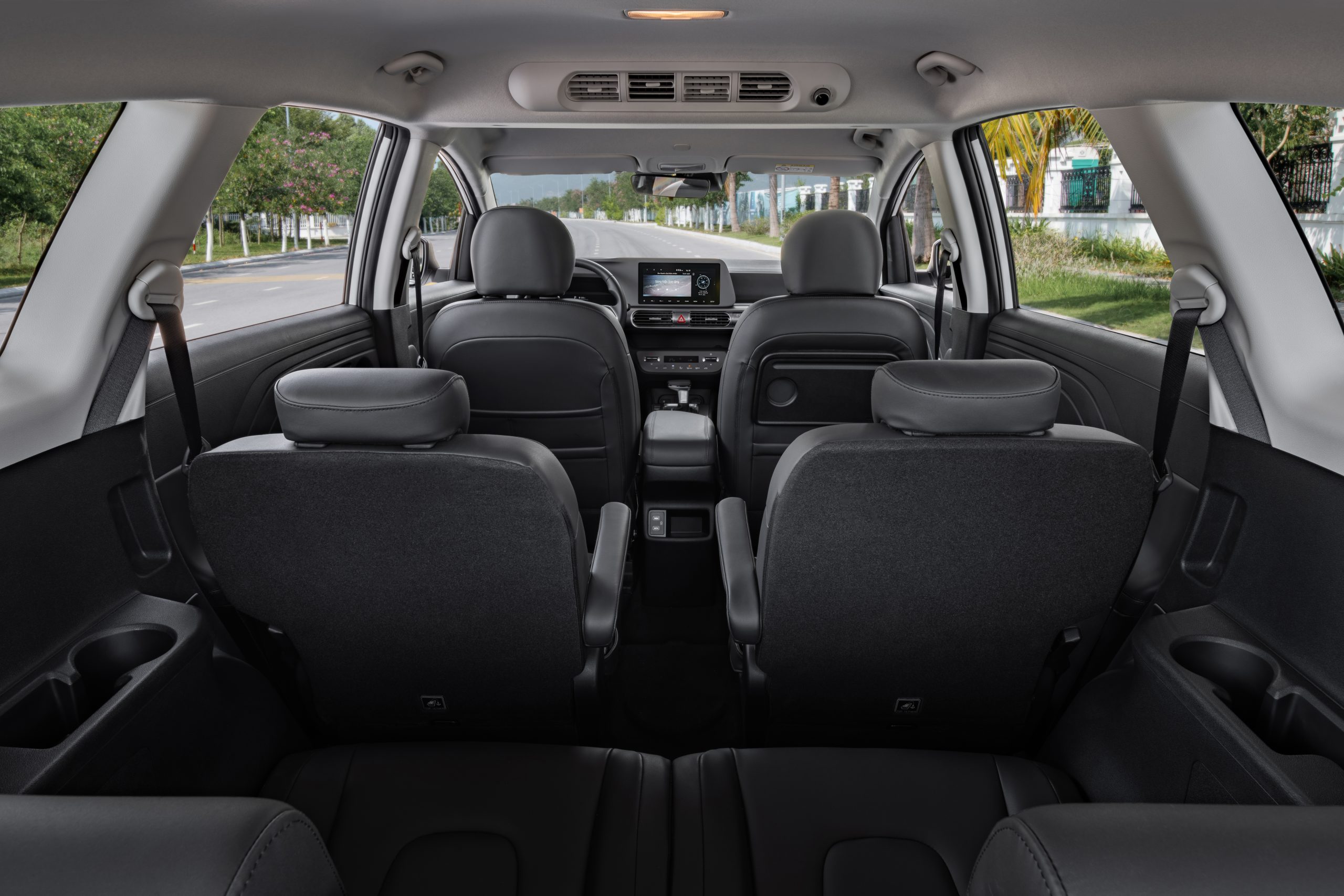 Hyundai Stargazer – Chiếc MPV “ngon” bị đặt sai vị trí trên thị trường Việt 5 Nội thất Hyundai Stargazer