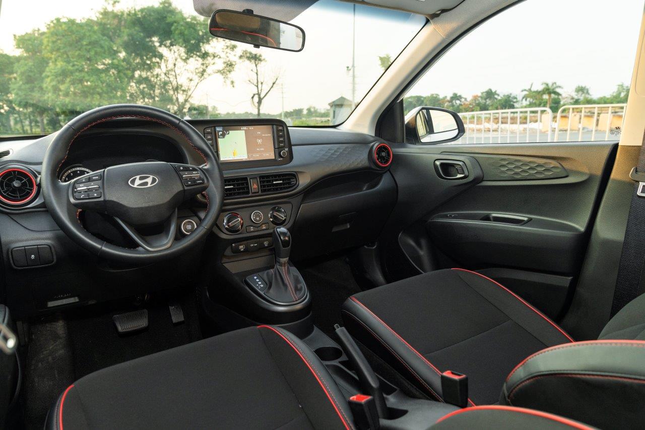 Nội thất Grand i10 Hatchback 2025