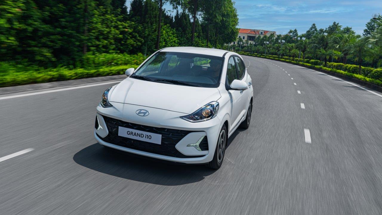 Ngoai that Grand i10 Hatchback 4 1